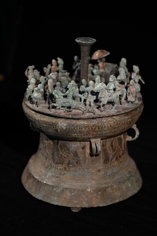 銅貯貝器就是一件精美絕倫的藝術品 沈陽攝